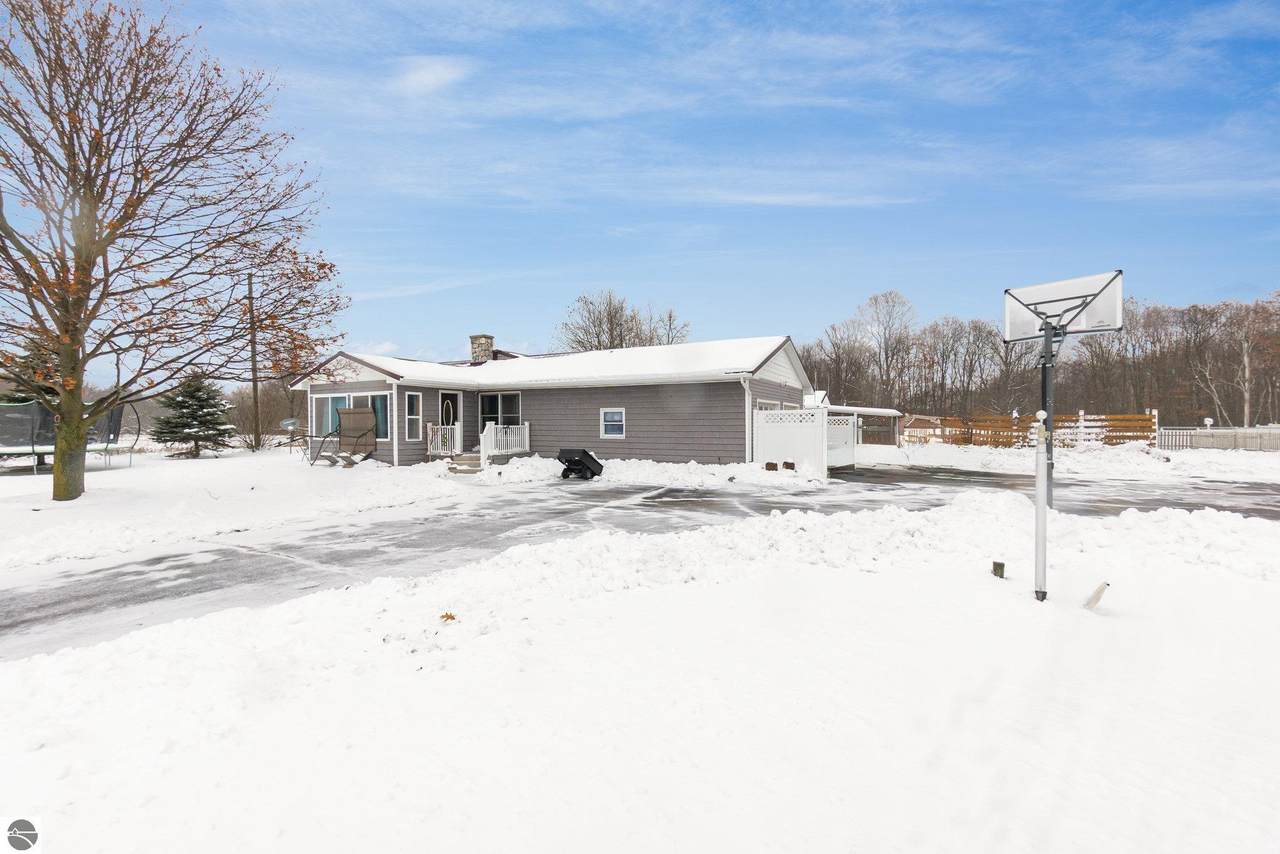 288 30th Avenue - Photo 1