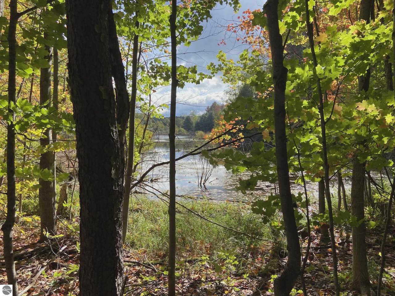 20047 Davis Lake Road - Photo 1