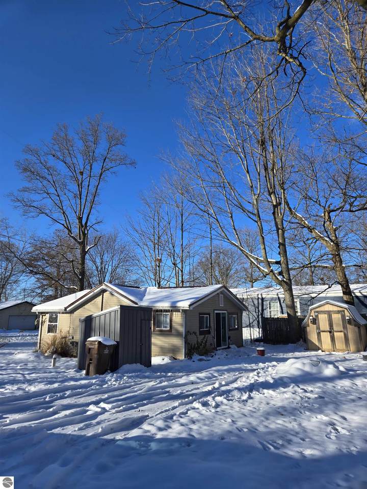 2695 Ovid Street - Photo 1