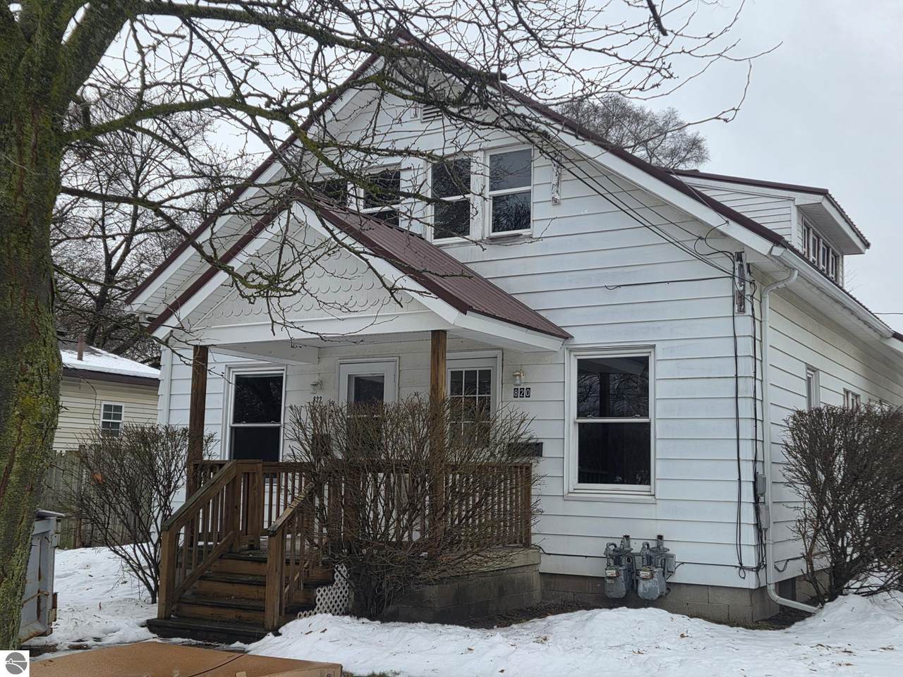 820-822 Chippewa Street - Photo 1