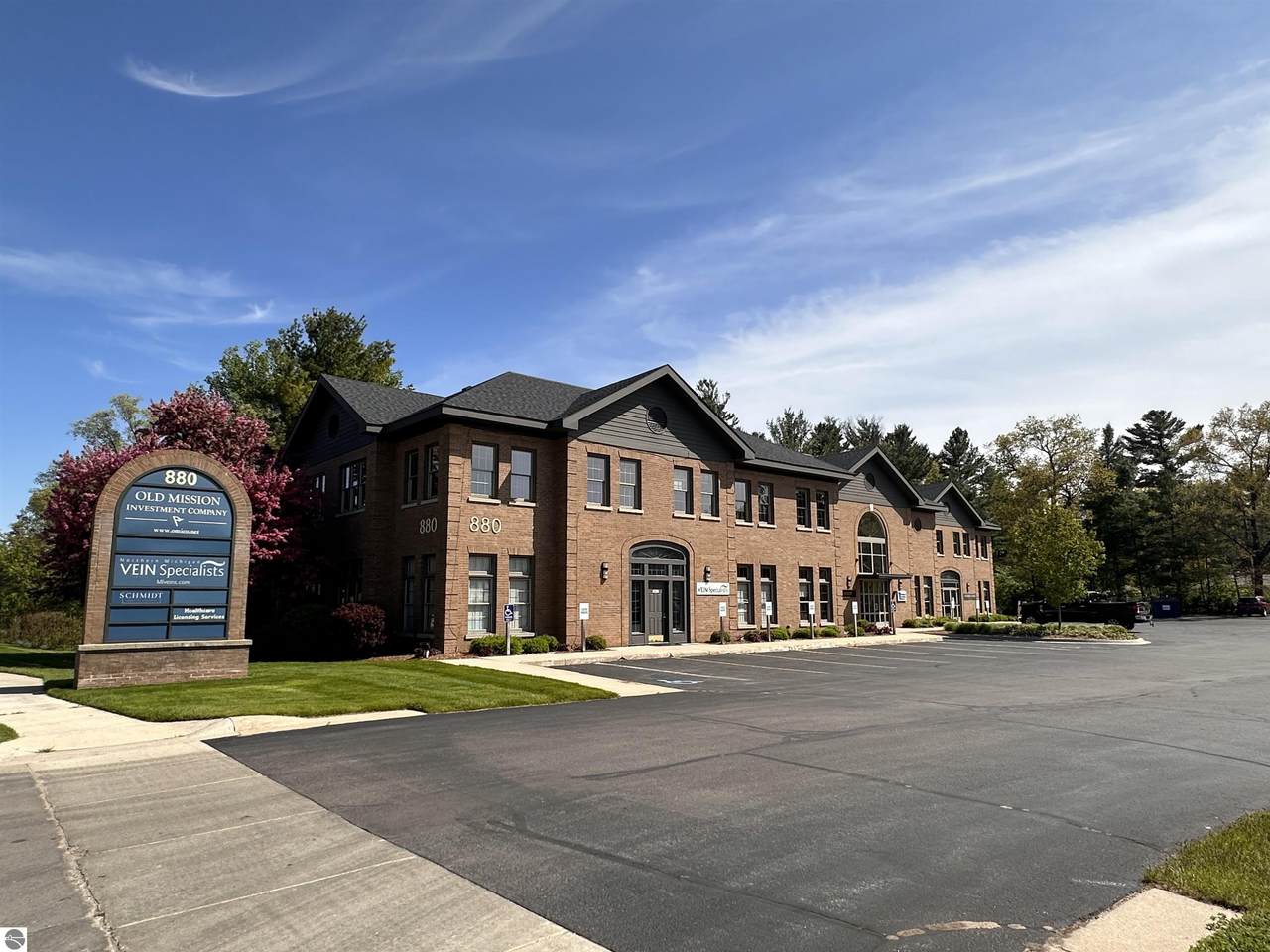 880 Munson Avenue - Photo 1