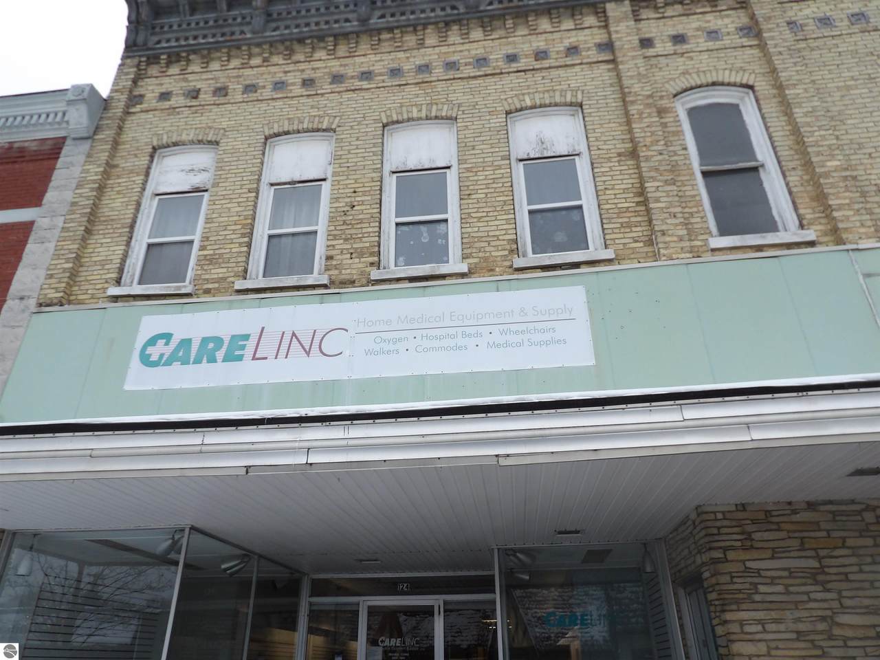 128 Upton Avenue - Photo 1