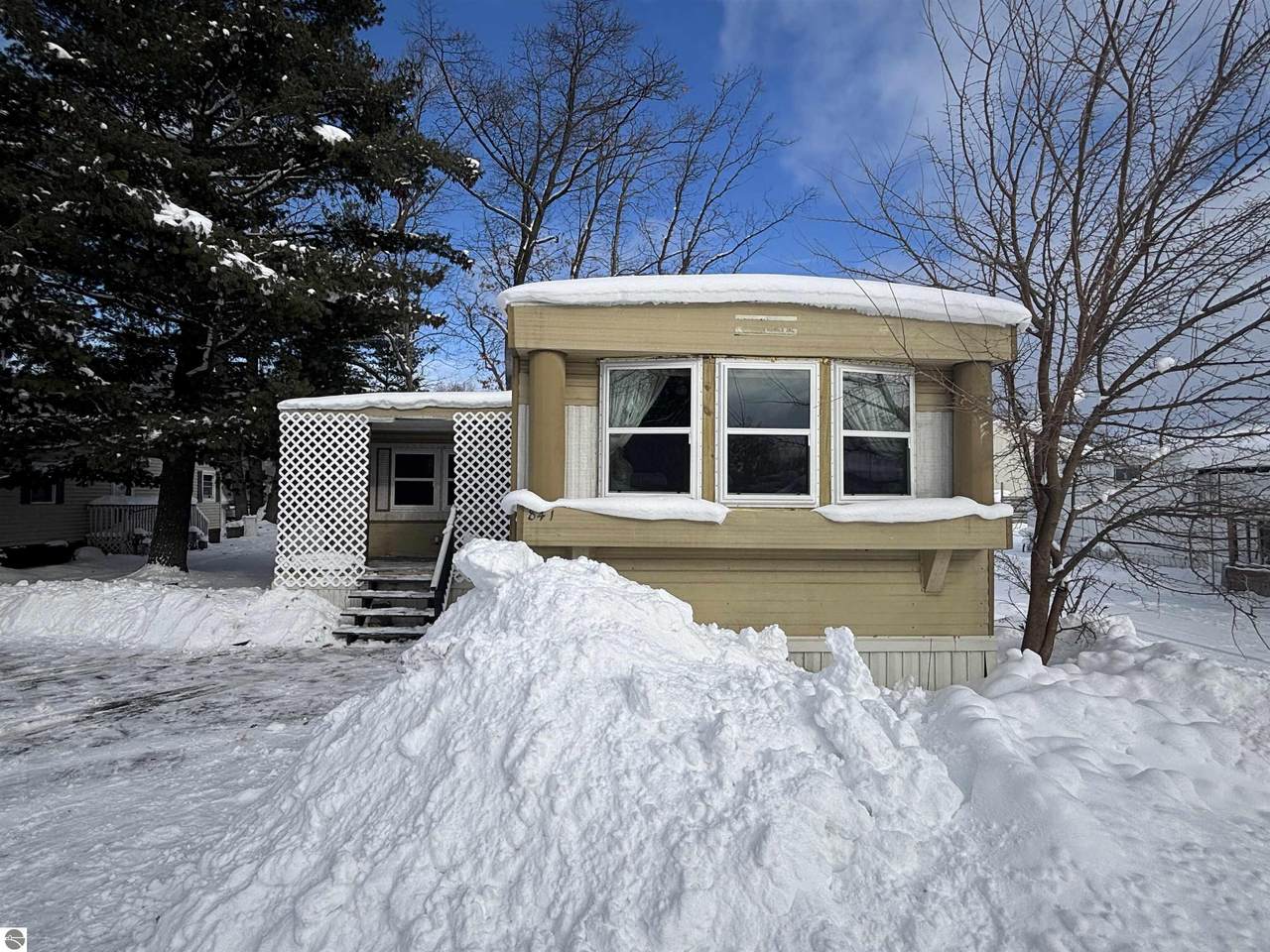 841 Briar Hill Drive - Photo 1