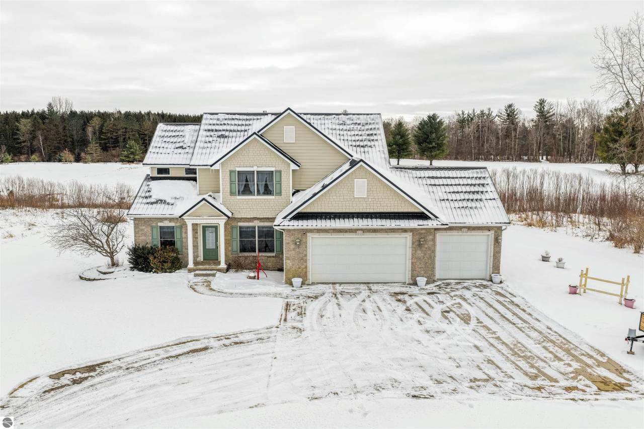 6702 Links Drive - Photo 1