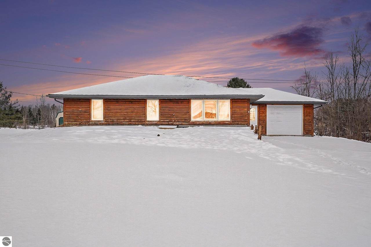 8532 Lavere Road - Photo 1