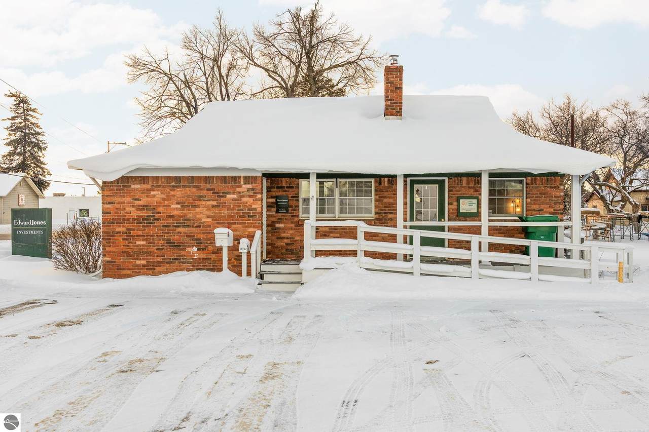 307 Huron Street - Photo 1