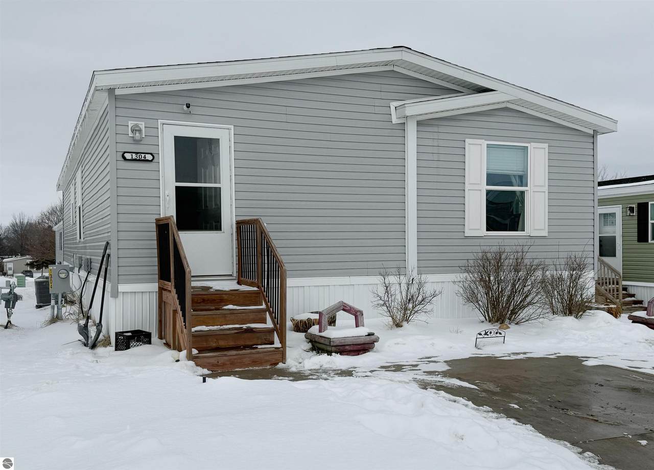 1304 Powder Horn Drive - Photo 1