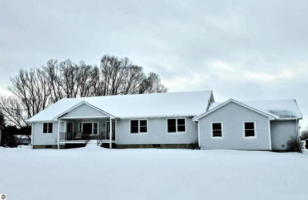 90 Flanders Road - Photo 1