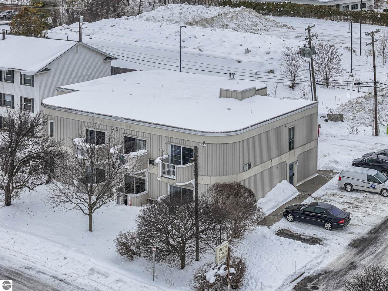 124 Beech Street - Photo 1