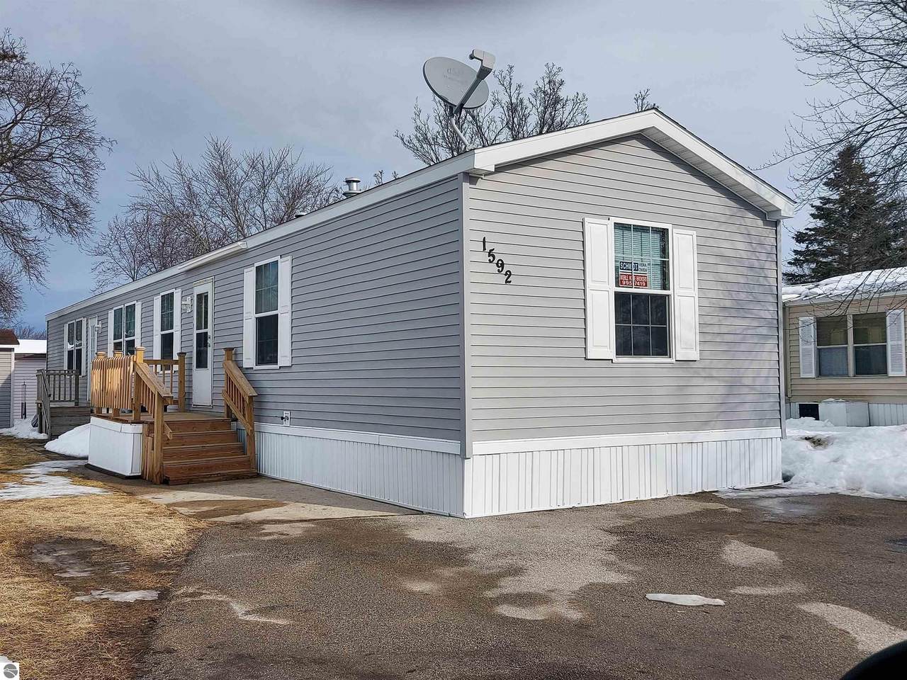 1592 Geraldton Place - Photo 1