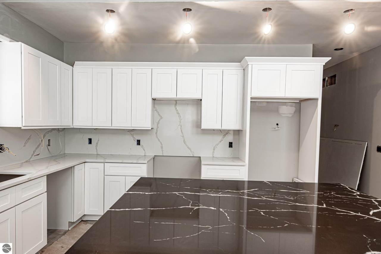 4972 Hawks Spur - Photo 1