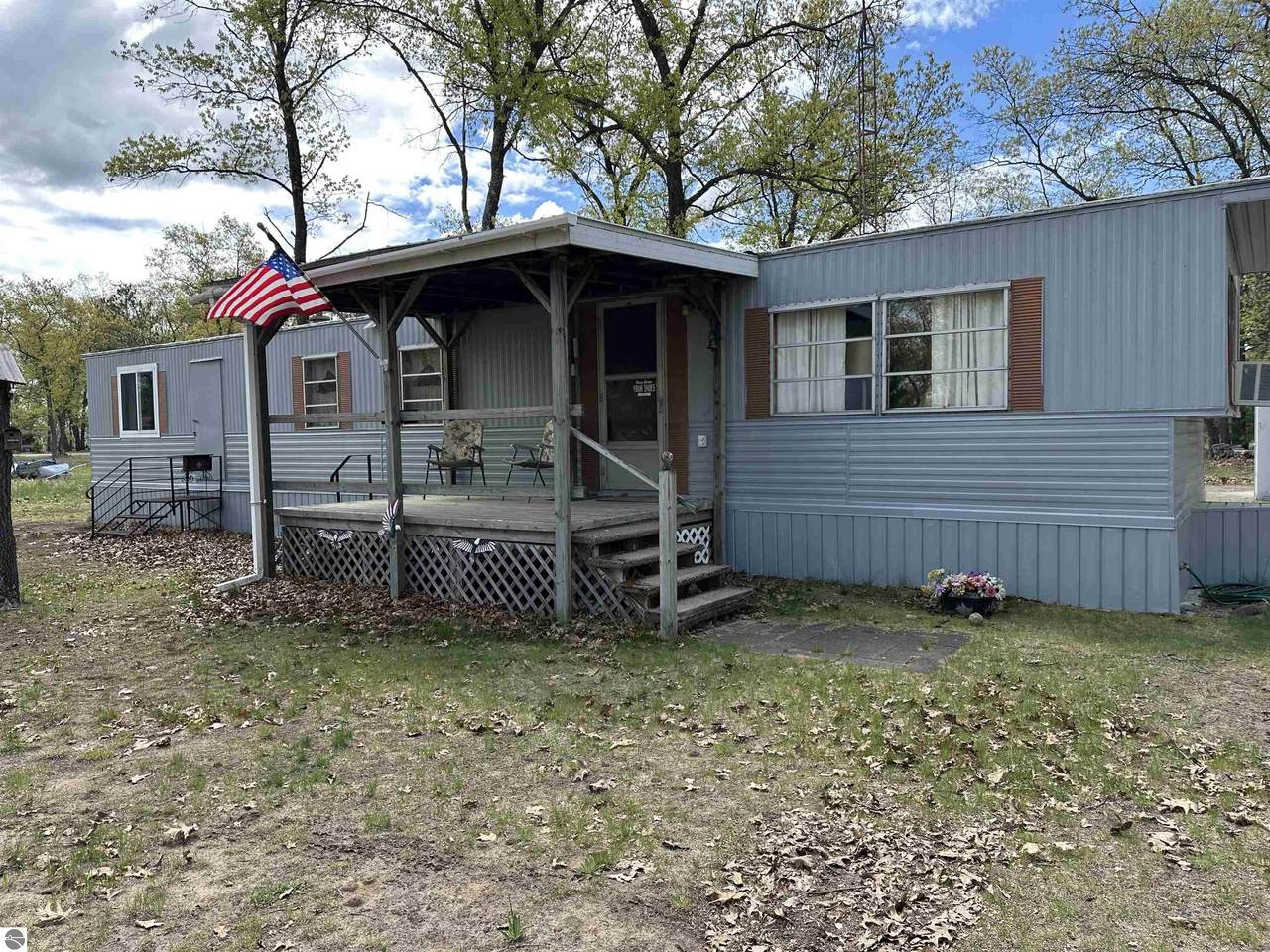 4045 Camino Drive - Photo 1