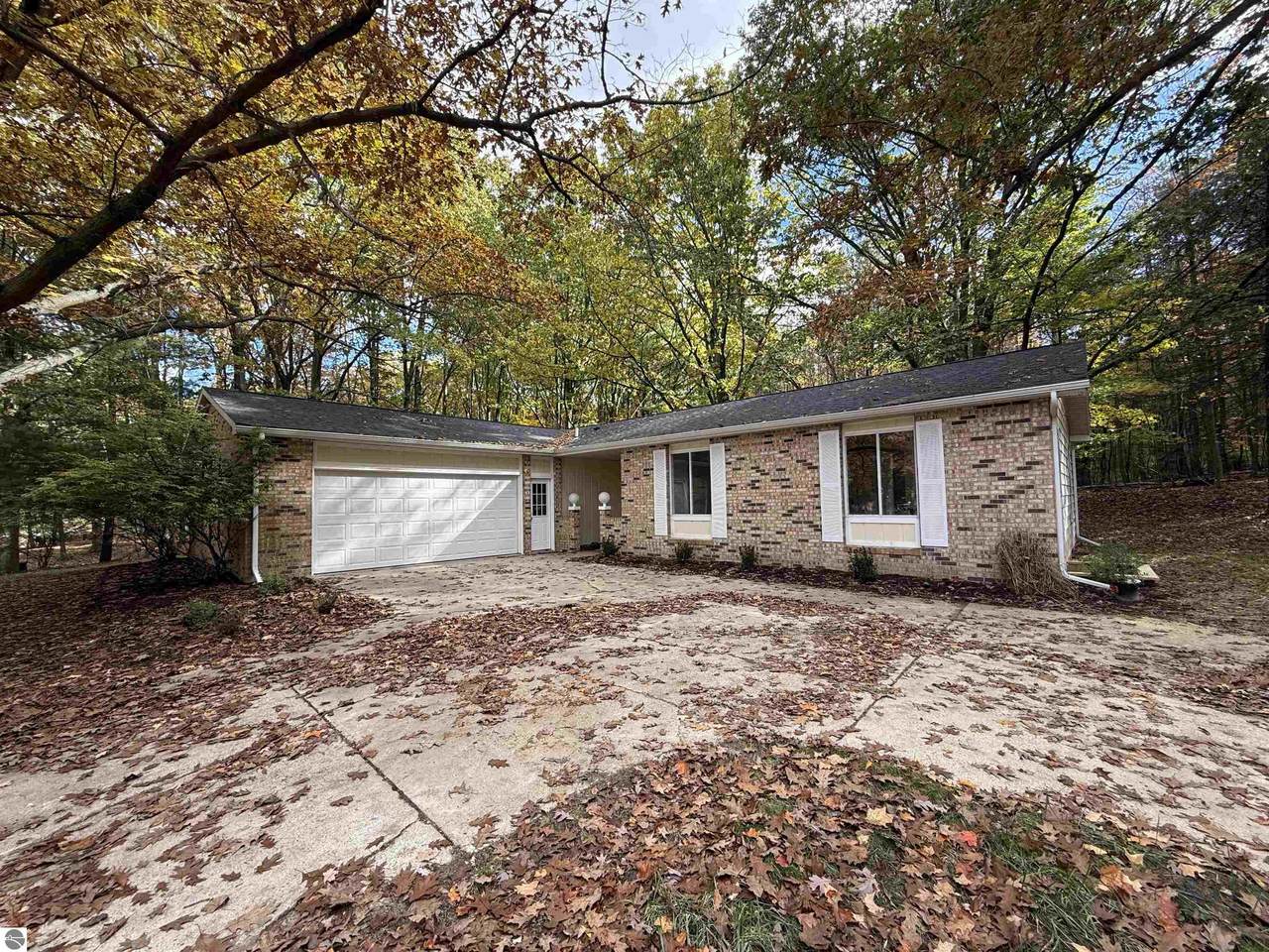 4673 Cardinal Drive - Photo 1