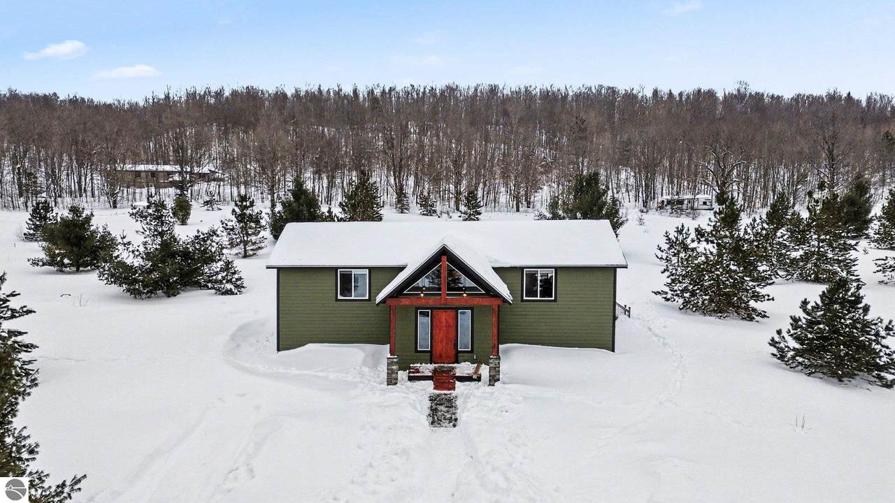9626 Springvale - Photo 1