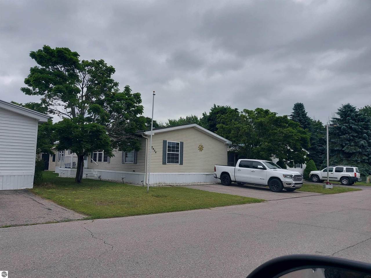 2454 Friendship Drive - Photo 1