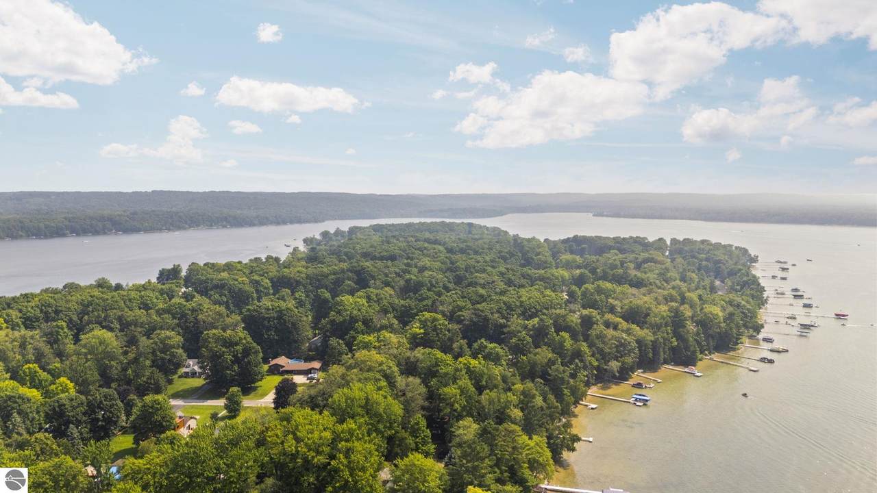 3855 White Birch Drive - Photo 1