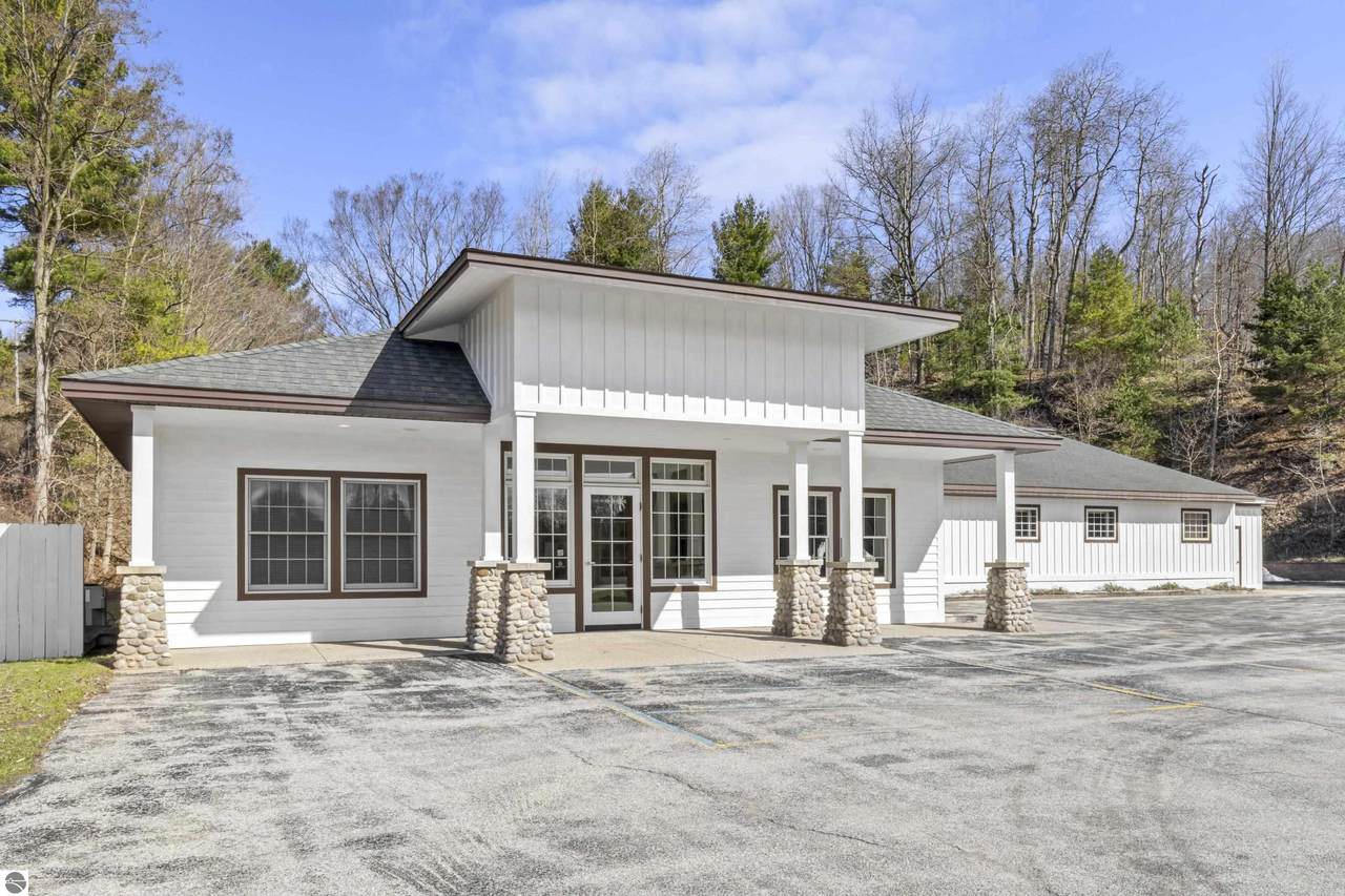 734 Beulah Highway - Photo 1