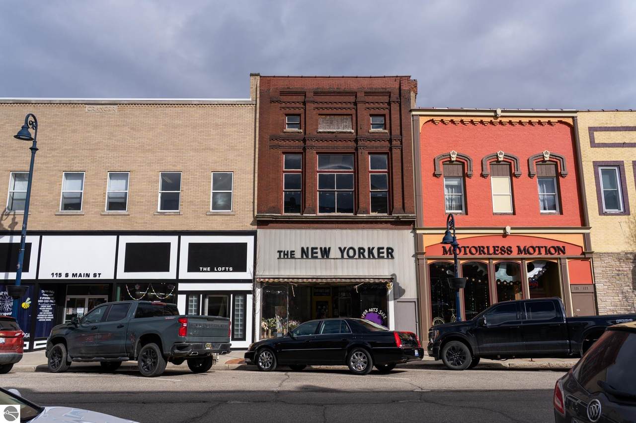 117 Main - Photo 1