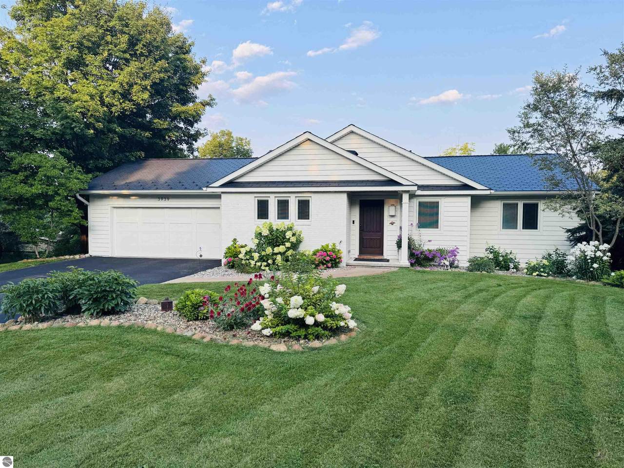 3939 Blue Heights Drive - Photo 1