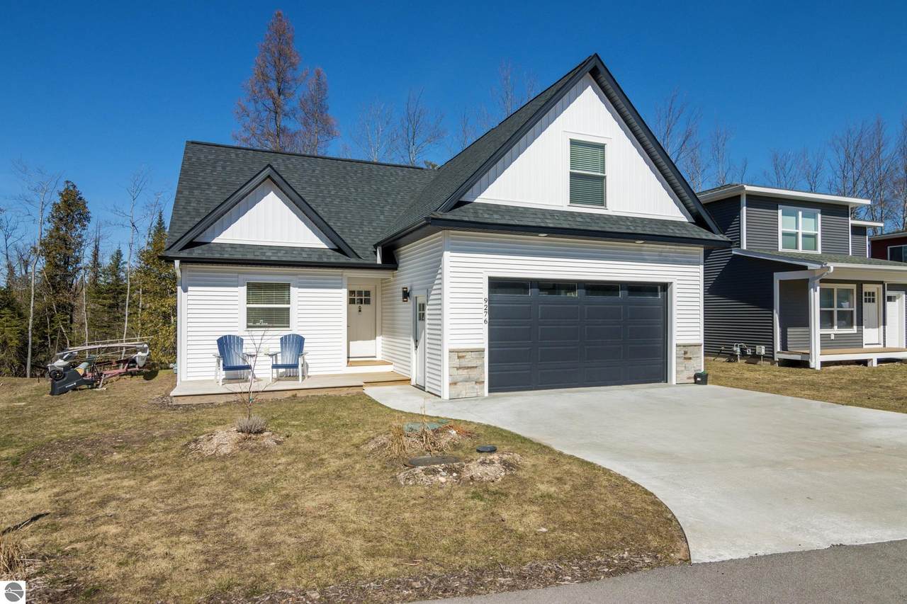 9276 Flaska Drive - Photo 1