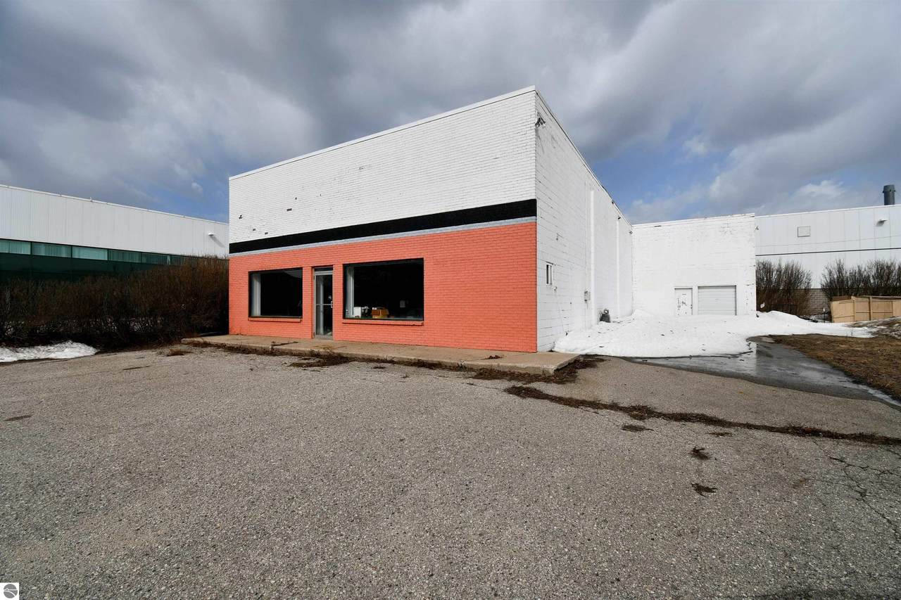 103 Harbor Drive - Photo 1