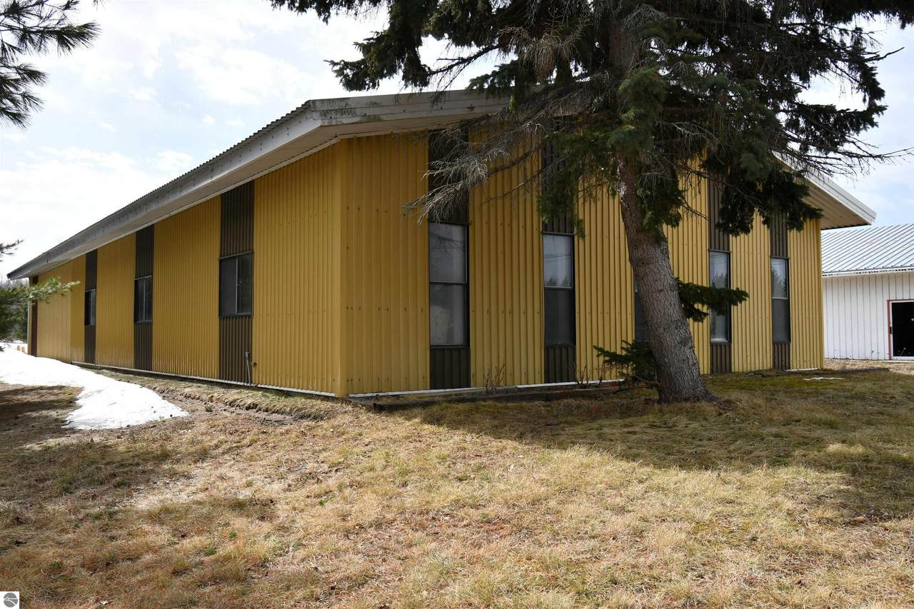 14260 Stover Road - Photo 1