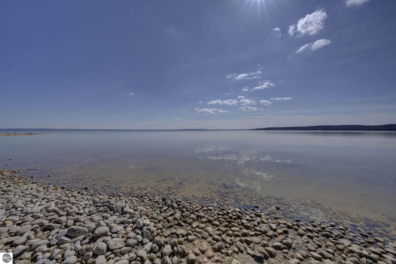 https://bt-photos.global.ssl.fastly.net/nglrmls/1280_boomver_1_1943990-2.jpg