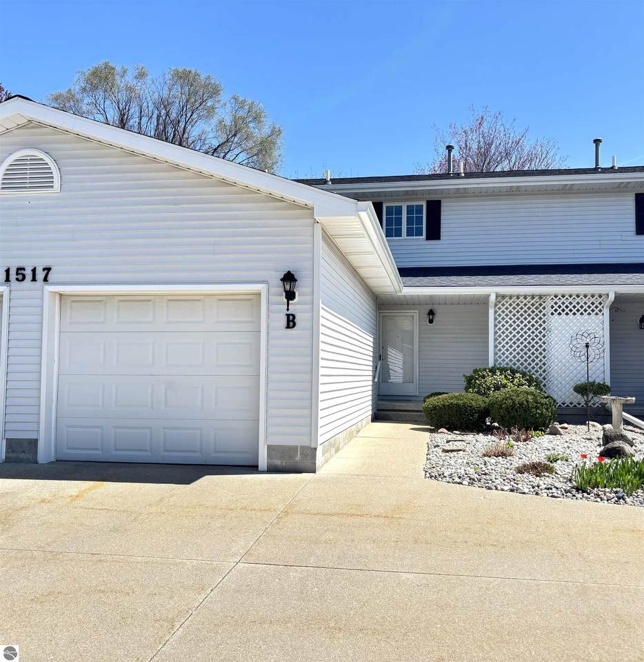 1517 Gaylord Street - Photo 1