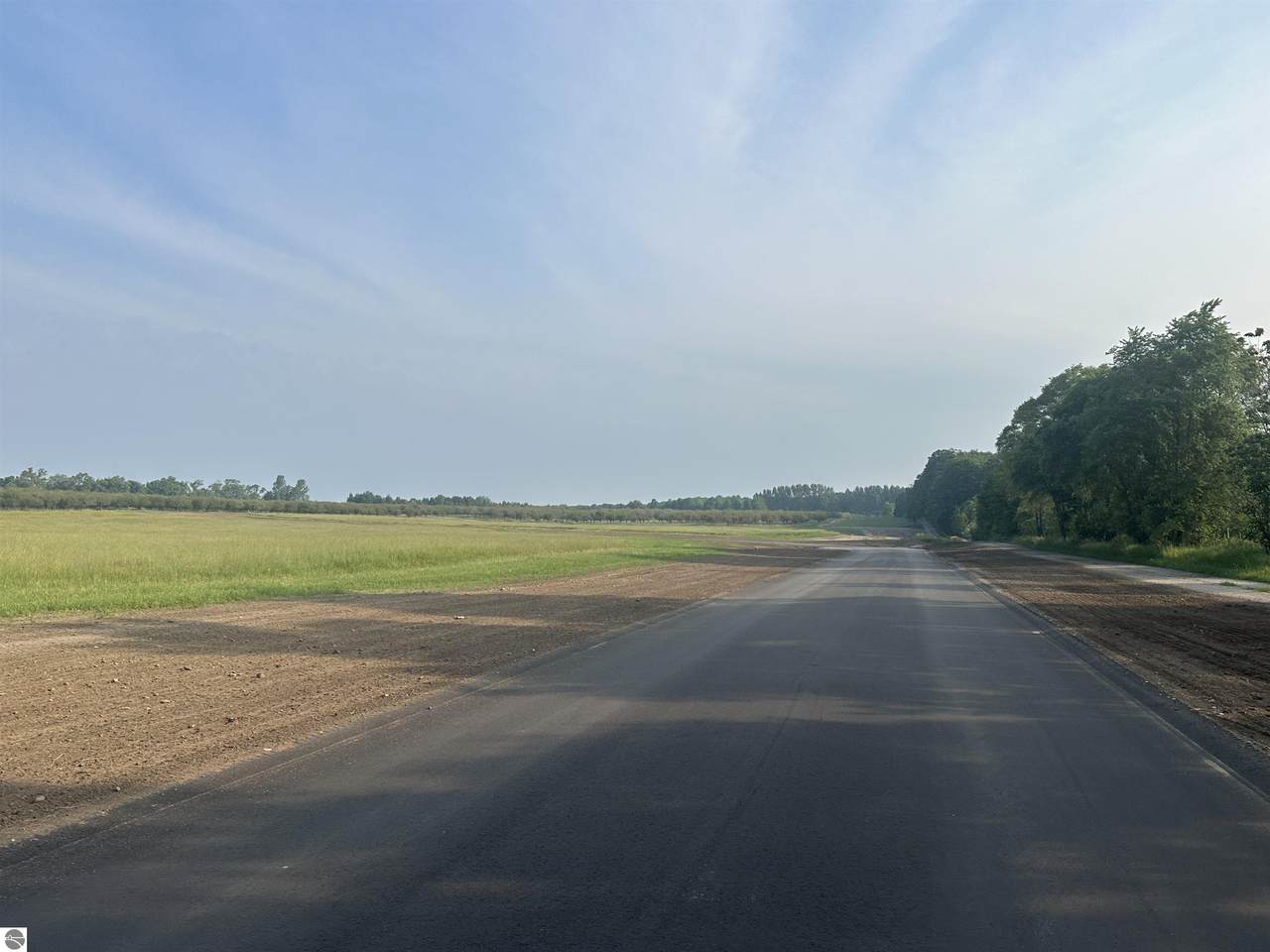 https://bt-photos.global.ssl.fastly.net/nglrmls/1280_boomver_1_1944522-2.jpg