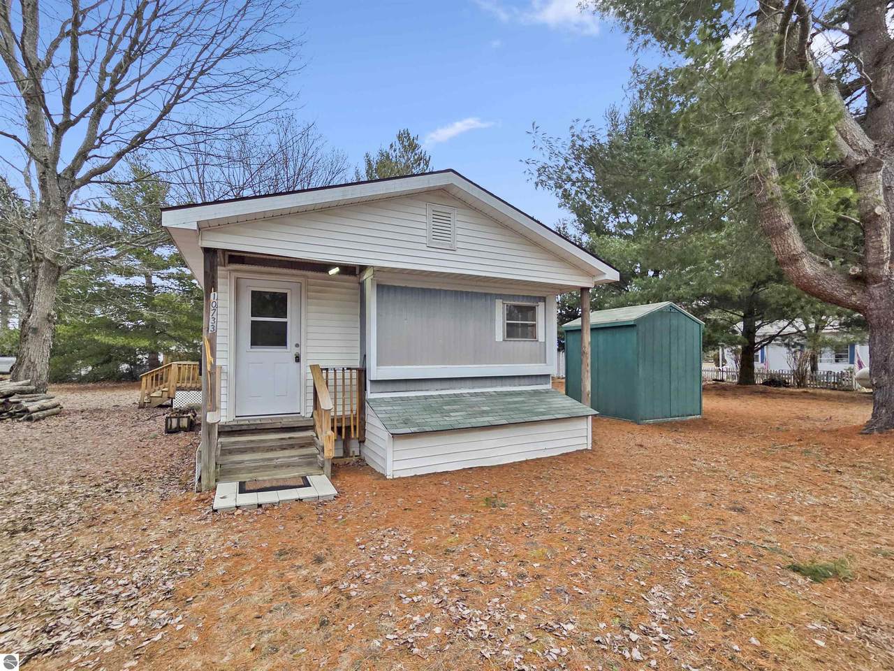 10733 Freeman Road - Photo 1