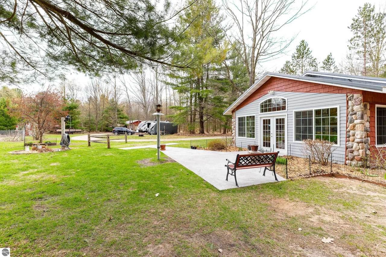 20802 Trails End Trail - Photo 1