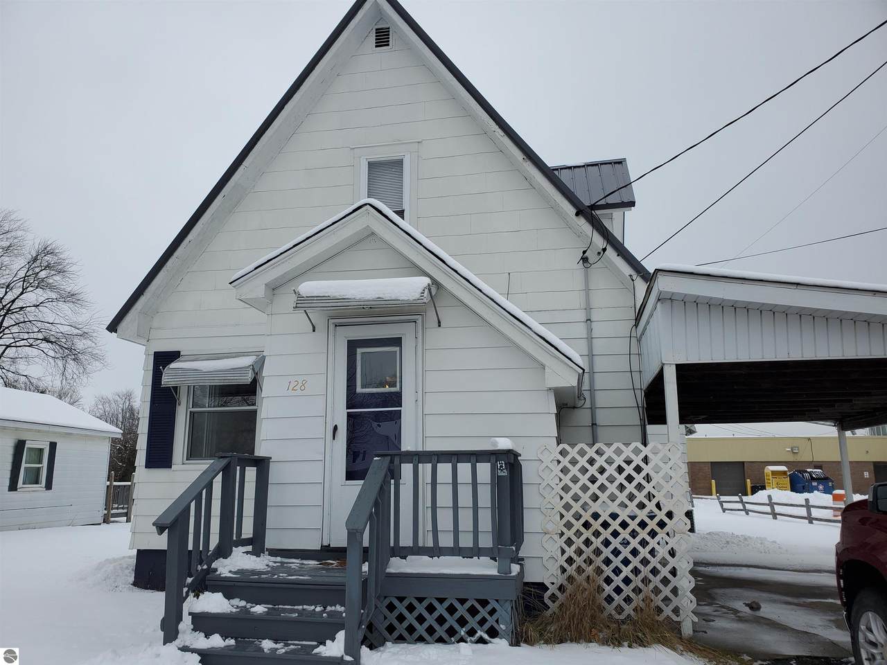 128 Cass Street - Photo 1