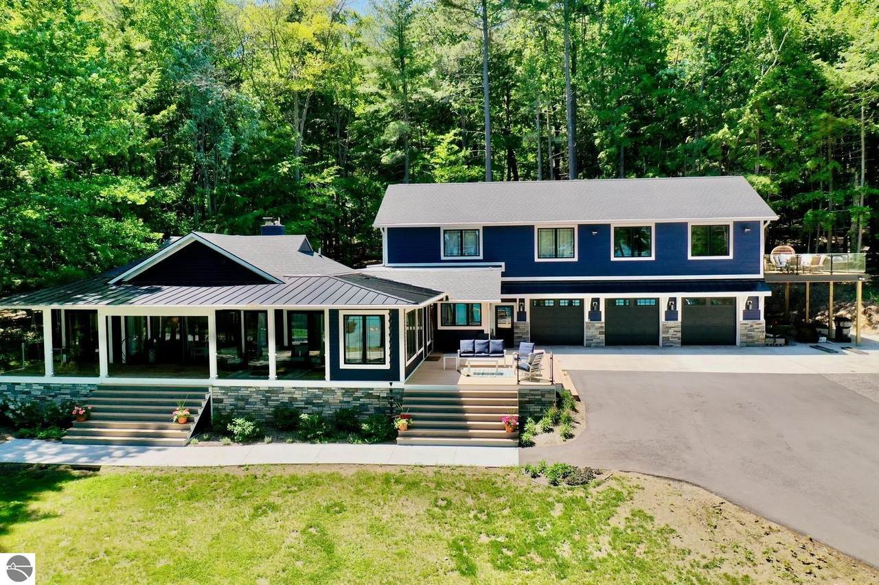 7580 Glen Lake Road - Photo 1