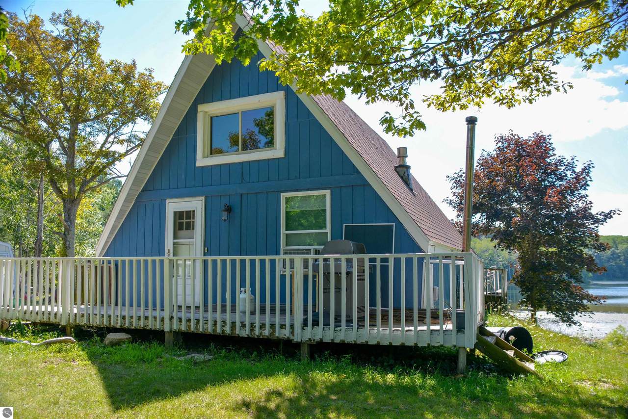 7080 Reynolds Road - Photo 1
