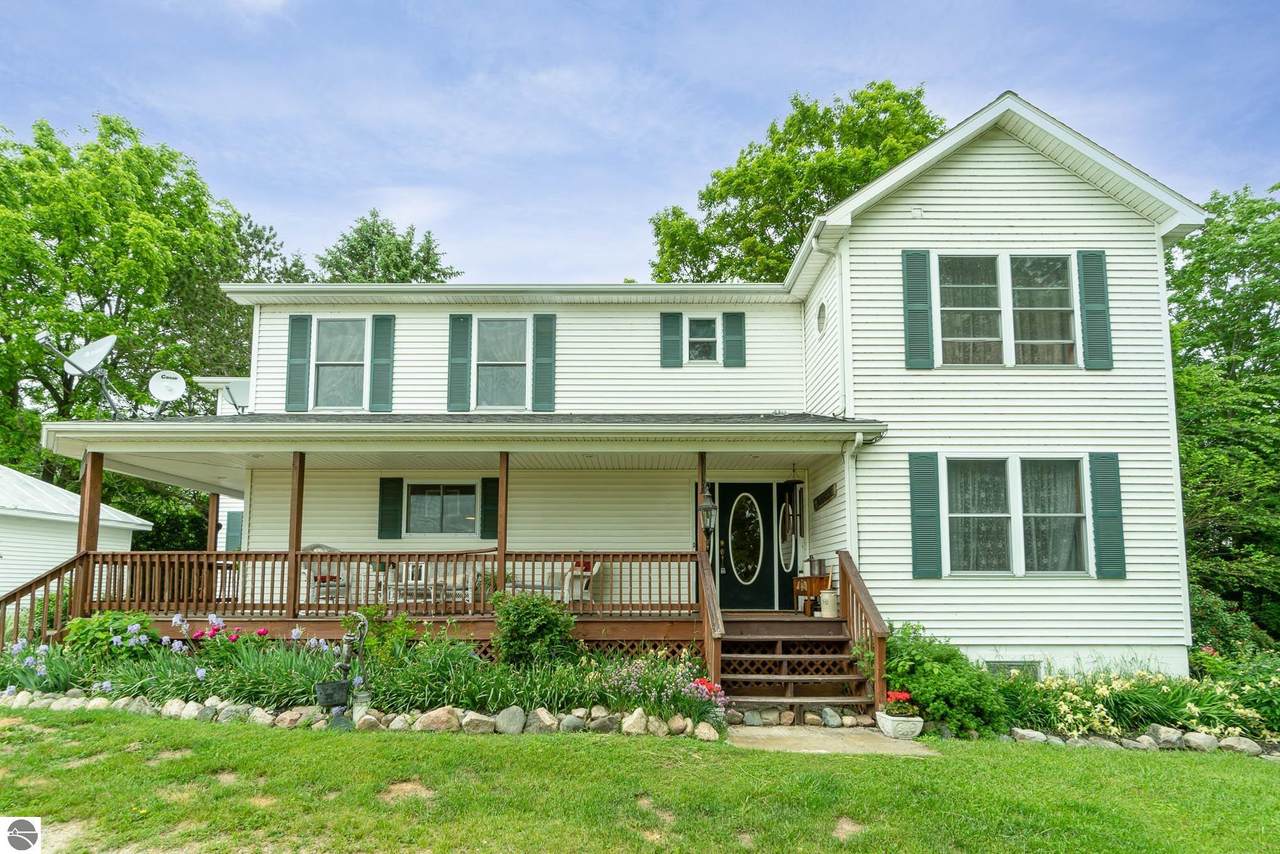 1072 Coldwater Road - Photo 1
