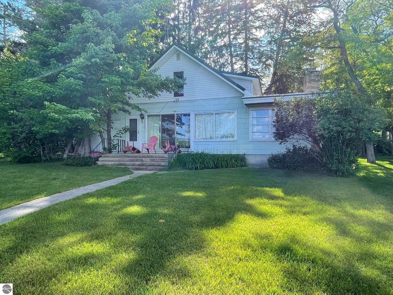 1084 Higgins Lake Drive - Photo 1
