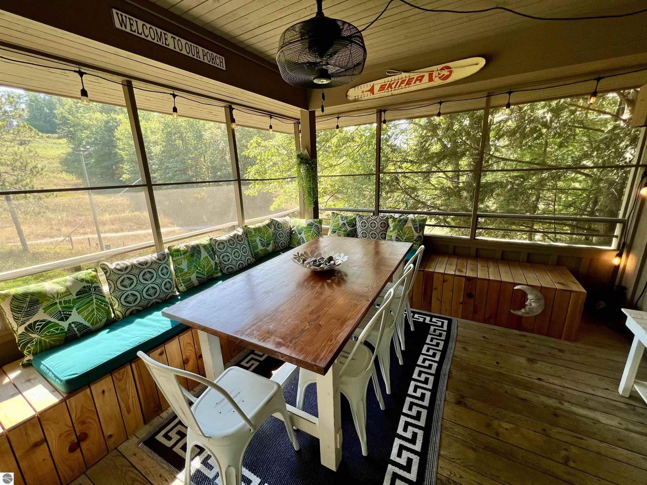 2 Hawks Nest - Photo 1