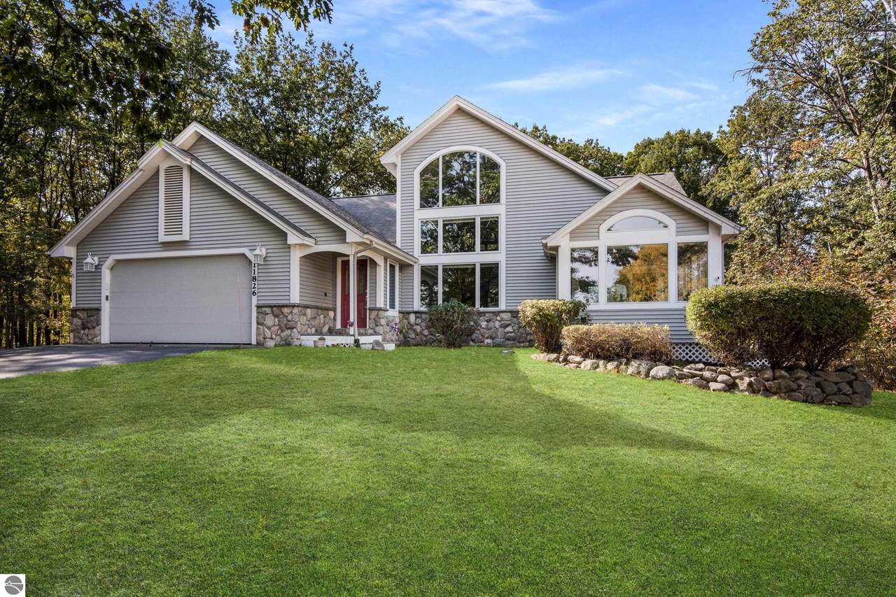 11826 Ridge View Drive - Photo 1