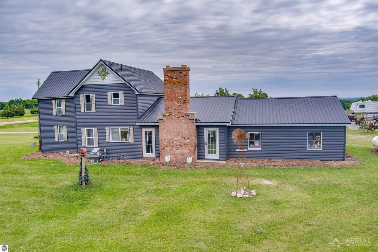 4441 Deckerville Road - Photo 1