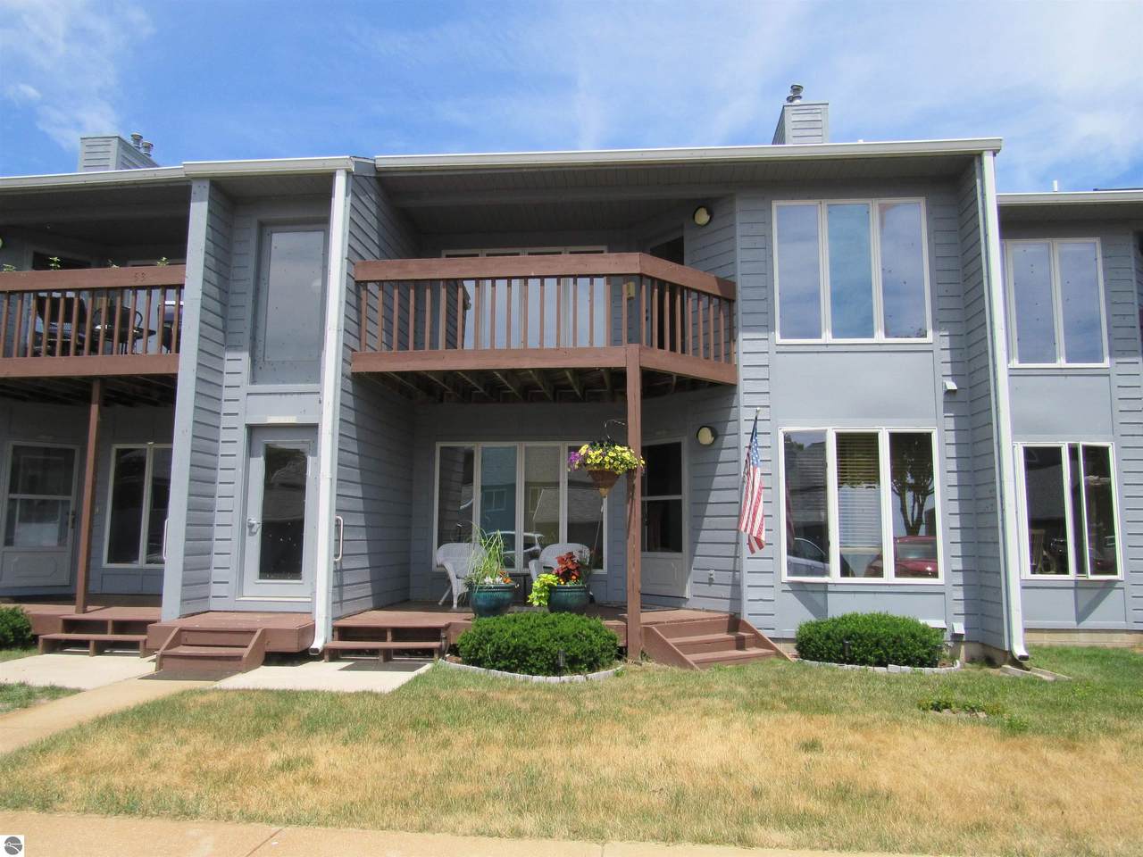 403 Lake Street - Photo 1