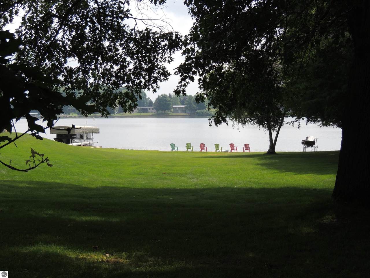 https://bt-photos.global.ssl.fastly.net/nglrmls/1280_boomver_2_1936133-2.jpg