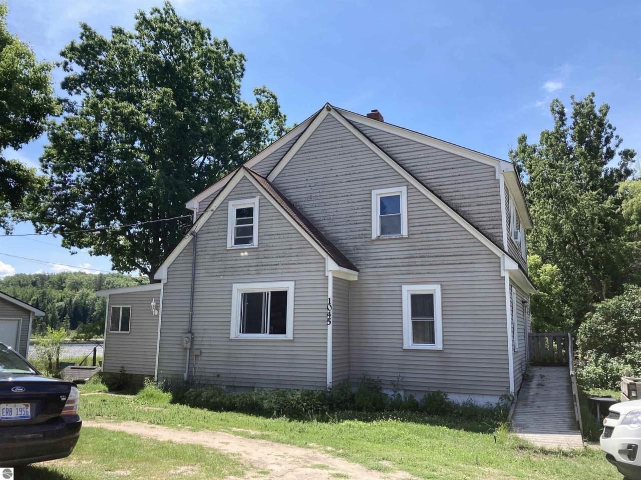 1045 Abbott Road - Photo 1