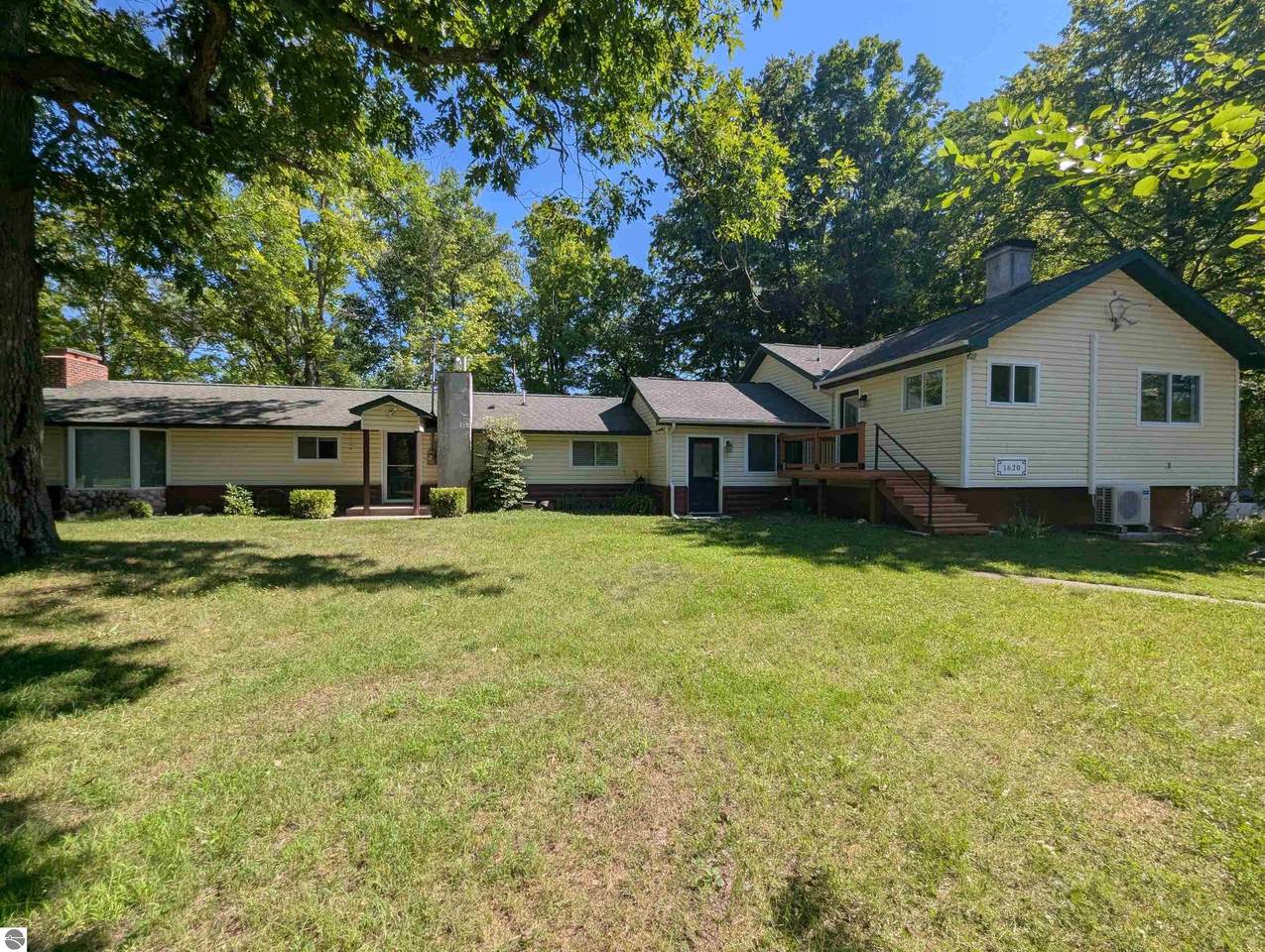 1620 Michigan - Photo 1