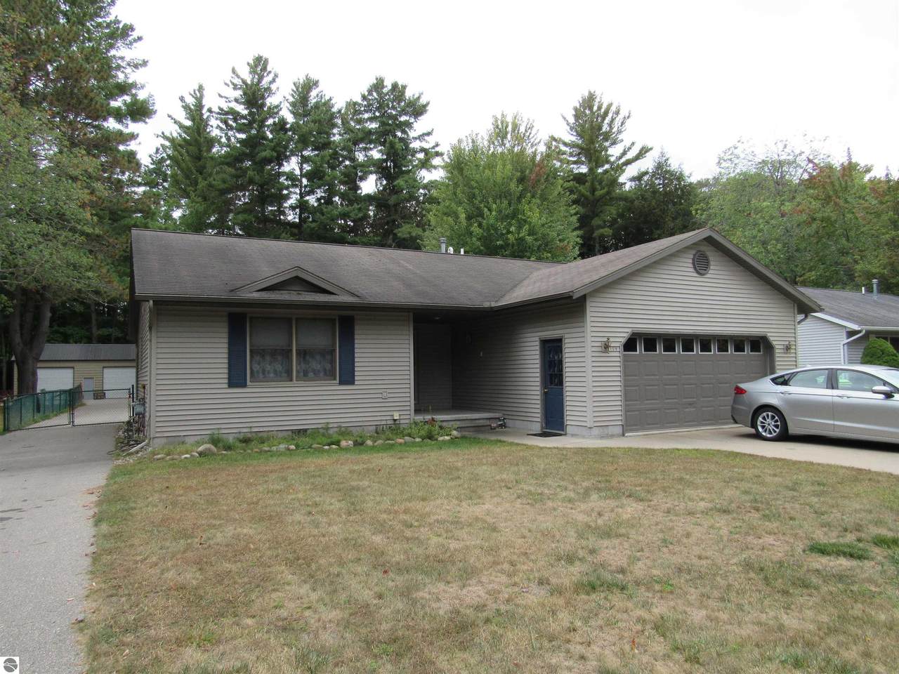 109 Tawas Lake Road - Photo 1