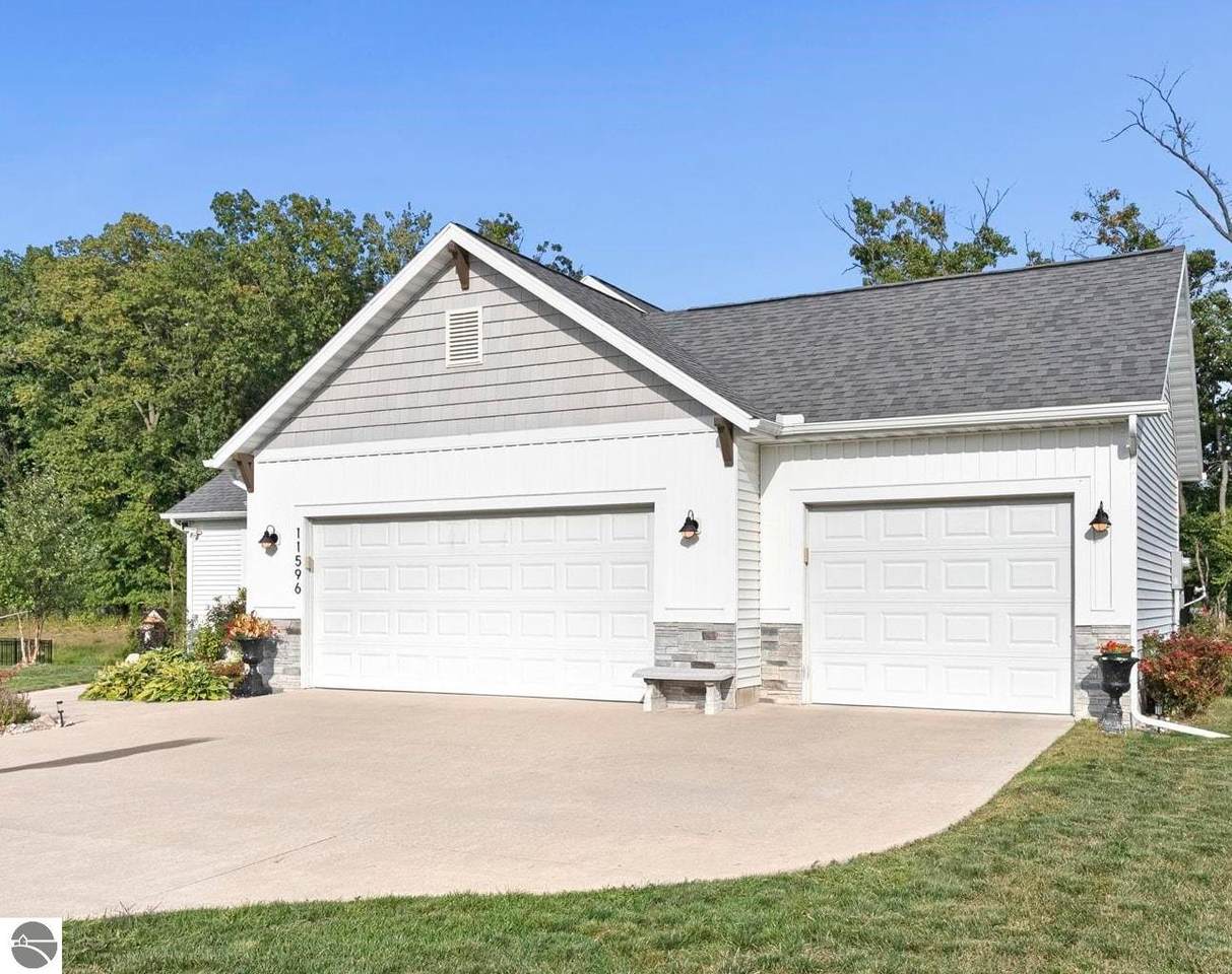 11596 Sessions Drive Nw - Photo 1