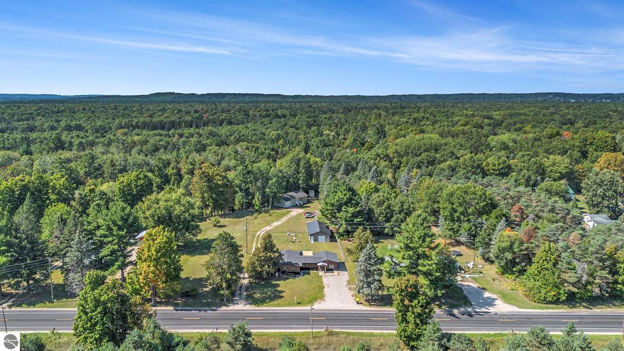 8615 Rapid City Road Nw - Photo 1