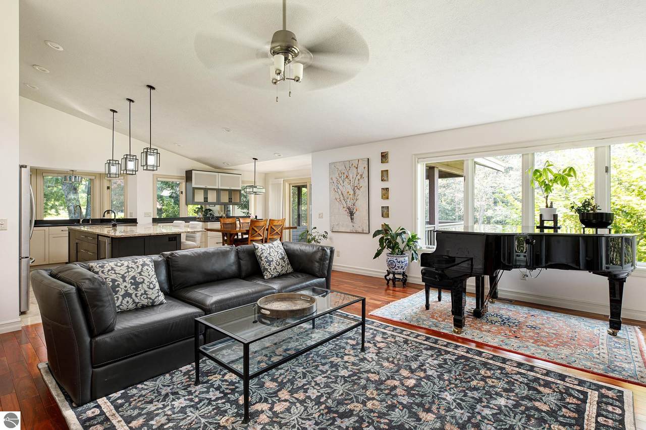 6785 Mathison Road - Photo 1