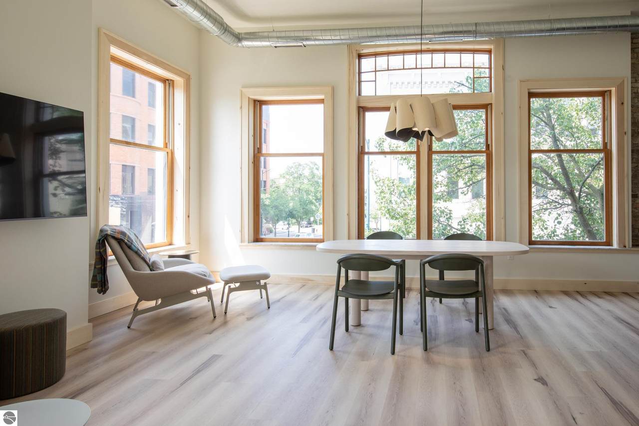 100 Front Street - Photo 1