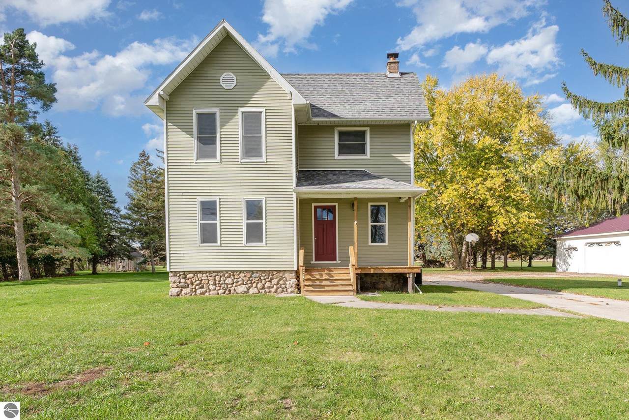 706 Lincoln Avenue - Photo 1