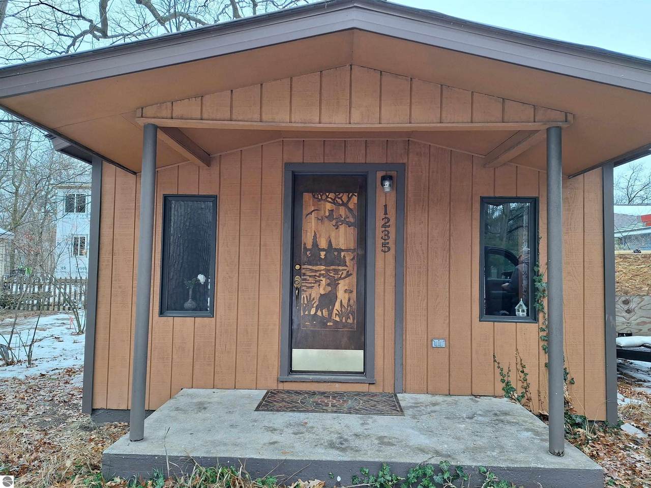 1235 Oakland Street - Photo 1